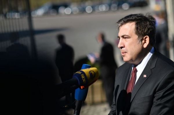Саакашвили попросил пустить его в Грузию на сутки