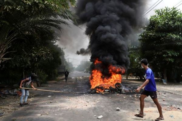 В ООН опасаются, что ситуация в Мьянме может перерасти в гражданскую войну