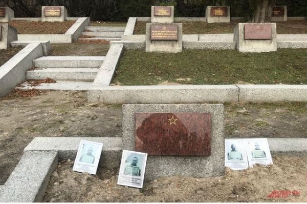 На мемориальном кладбище Варшавы перезахоронили останки 54 советских солдат